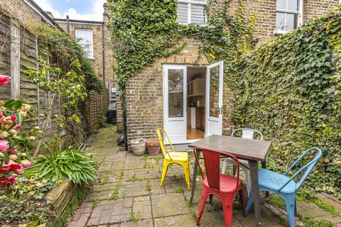 11 Relf Road, London, SE15 4JS