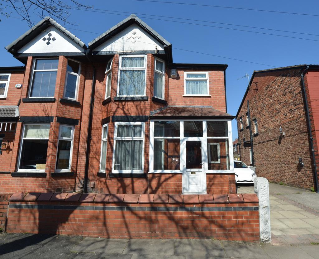 Grange Avenue, Stretford, M32 3 bed semidetached house £285,000
