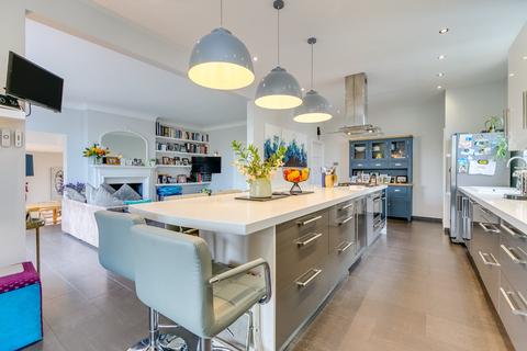 18 Abbotswood Road, London, SW16 1AP