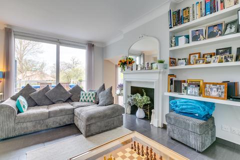 18 Abbotswood Road, London, SW16 1AP