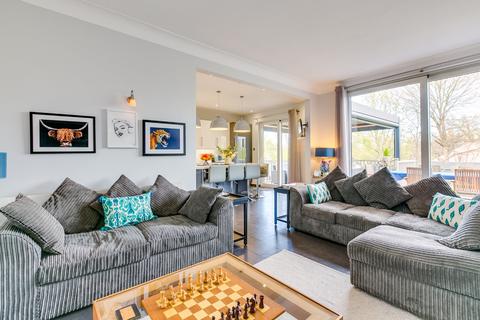 18 Abbotswood Road, London, SW16 1AP