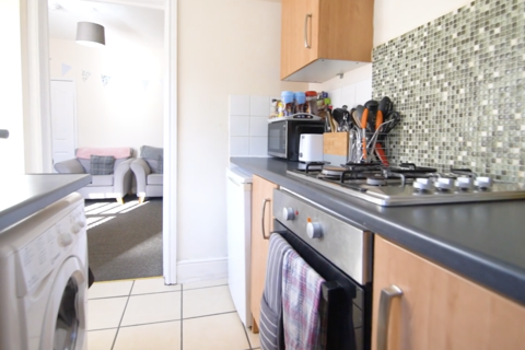 4 bedroom terraced house to rent - 13 Westfield Street, Lincoln, LN1 1TB