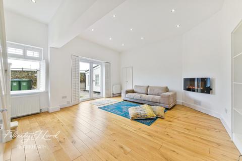 25a Delacourt Road, London, SE3 8XA