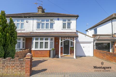 6 Oak Road, Epping, CM16 5DJ