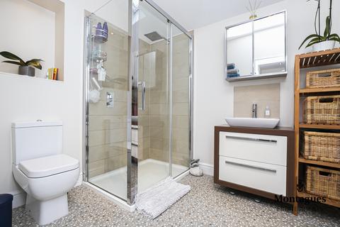 6 Oak Road, Epping, CM16 5DJ