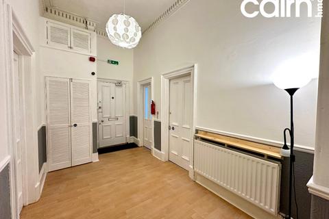5 bedroom flat to rent, Great Western Road, Hillhead, Glasgow, G12