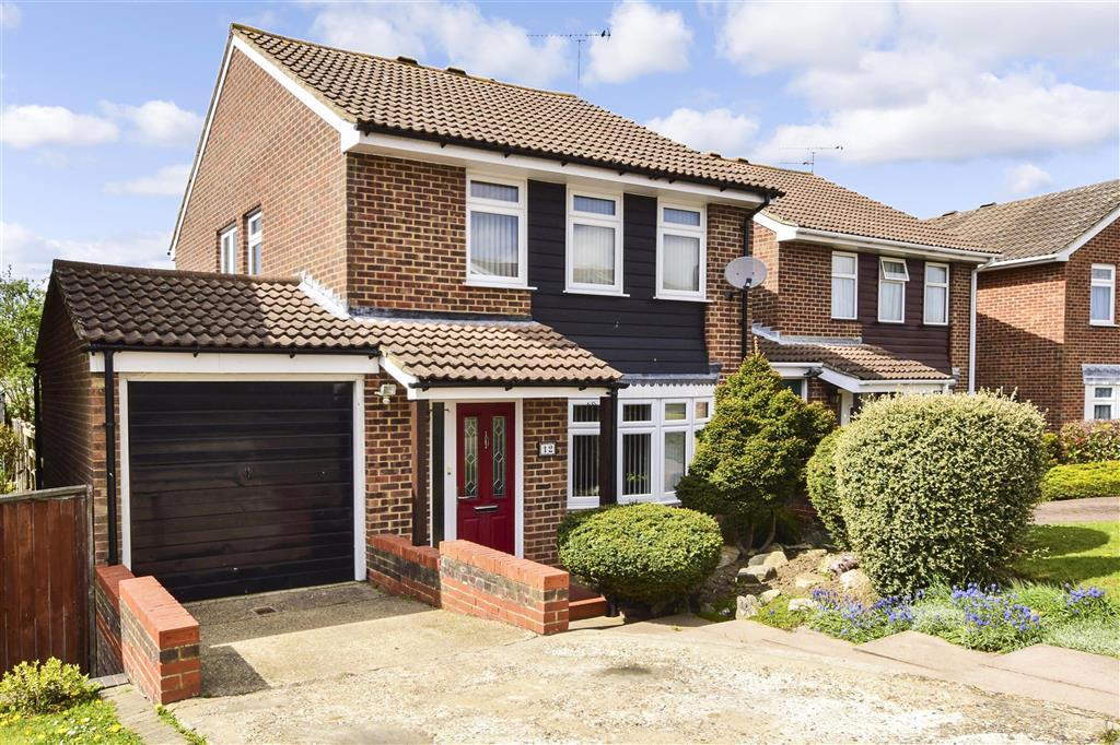 Lancer Way, Billericay, Essex 4 bed detached house £515,000
