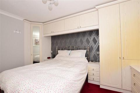 12 Lancer Way, Billericay, CM12 0XA
