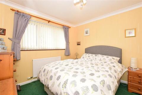 12 Lancer Way, Billericay, CM12 0XA