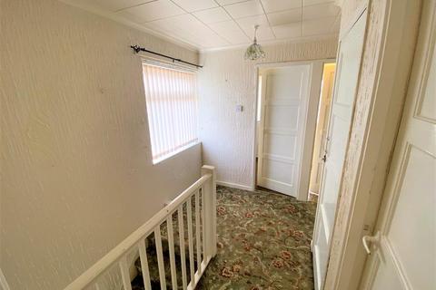 8 Broomhill View, Bolton Upon Dearne, Rotherham, S63 8LB