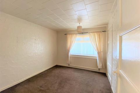 8 Broomhill View, Bolton Upon Dearne, Rotherham, S63 8LB