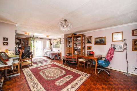 36 Latchmere Lane, Kingston Upon Thames, KT2 5PD