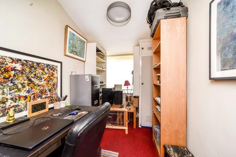 36 Latchmere Lane, Kingston Upon Thames, KT2 5PD