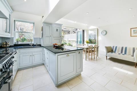 26 Dancer Road, London, SW6 4DX