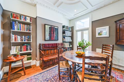 8 Parsons Green Lane, London, SW6 4HS