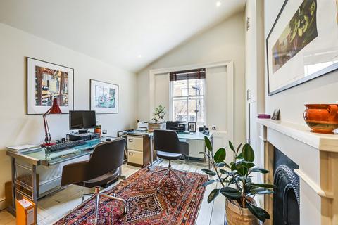 8 Parsons Green Lane, London, SW6 4HS