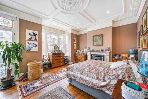 8 Parsons Green Lane, London, SW6 4HS