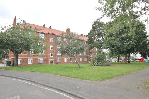 101 Albert Carr Gardens, London, SW16 3HE