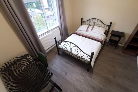 101 Albert Carr Gardens, London, SW16 3HE