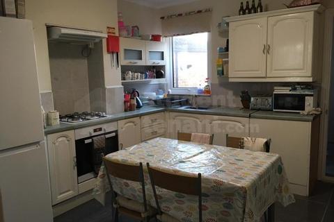 3 bedroom house share to rent - TONBRIDGE ROAD