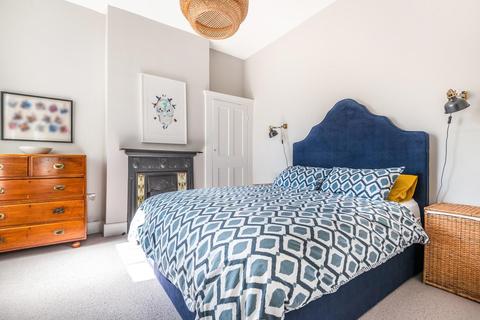78 Stapleton Road, London, SW17 8AX