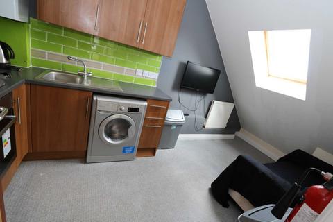 4 bedroom apartment to rent, Bramble Street, Coventry CV1