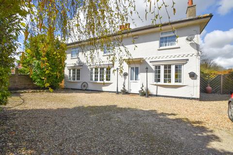 4 South End, Hogsthorpe, Skegness, PE24 5NE