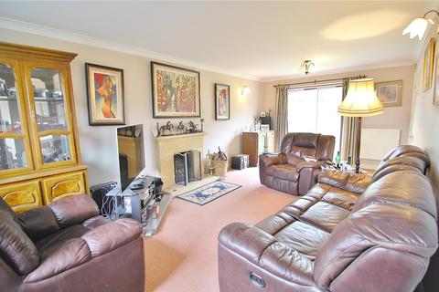 2 Padin Close, Chalford, Stroud, GL6 8FB