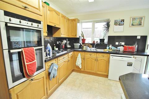 2 Padin Close, Chalford, Stroud, GL6 8FB