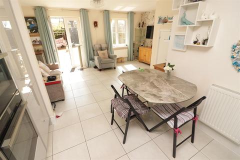 31 Blue Cedar Close, Yate, Bristol, BS37 4GE