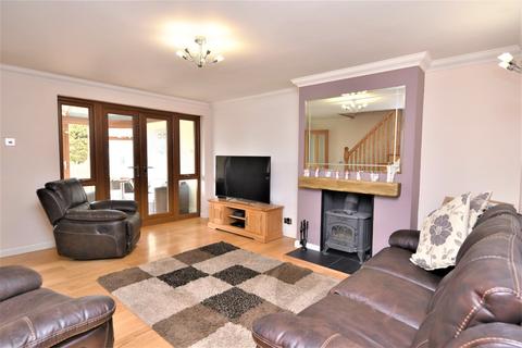 61 Wakering Road, Shoeburyness, Southend-on-sea, SS3 9SZ