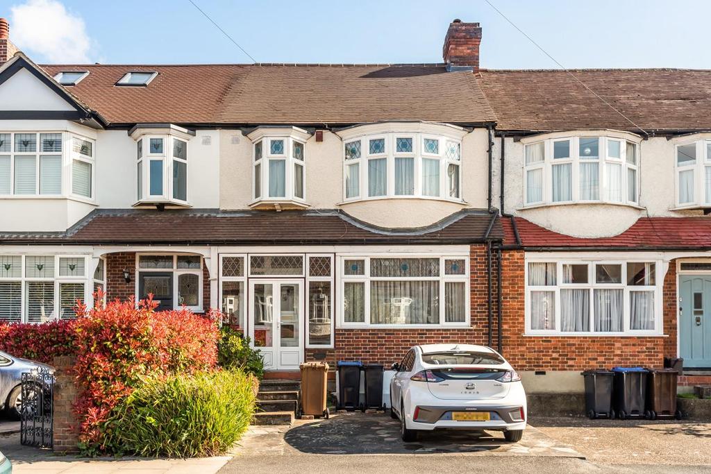 Elm Walk, Raynes Park 3 bed terraced house £675,000