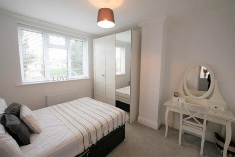 18 Edward Close, Ipswich, IP1 4BE