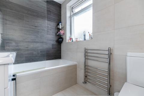 127 Blenheim Road, Harrow, HA2 7AA