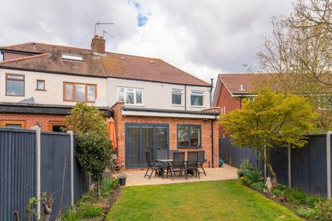 127 Blenheim Road, Harrow, HA2 7AA