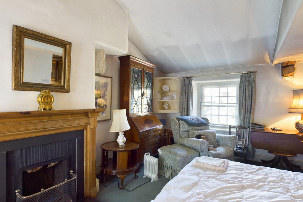 Sitting Room/Optional 3rd Bedroom
