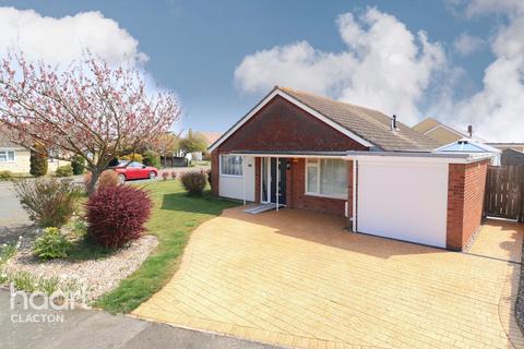 11 Bertram Avenue, Little Clacton, Clacton-on-sea, CO16 9RG