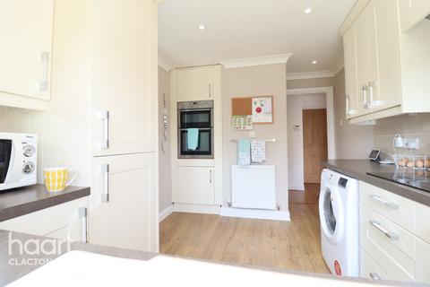 11 Bertram Avenue, Little Clacton, Clacton-on-sea, CO16 9RG
