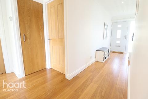 11 Bertram Avenue, Little Clacton, Clacton-on-sea, CO16 9RG