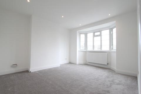 2 bedroom flat for sale - Amblecote Road, Grove Park