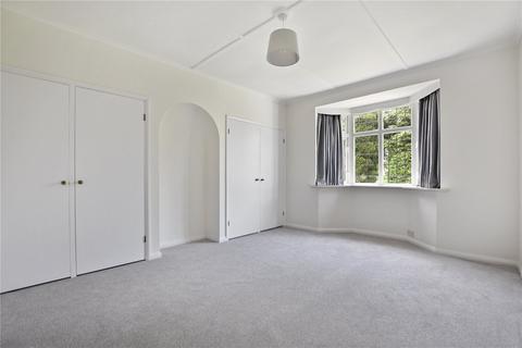 2 bedroom bungalow to rent, Green Street, Chorleywood, Rickmansworth, Hertfordshire, WD3