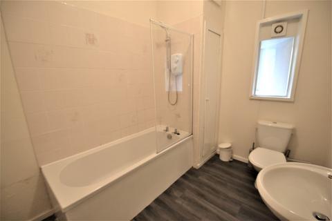 2 bedroom flat to rent, Cowane St, Stirling FK8