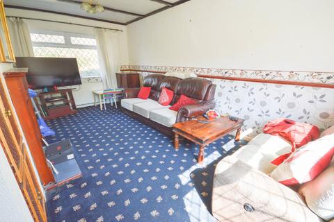 89 Rainbow Avenue, Hackenthorpe, Sheffield, S12 4AR