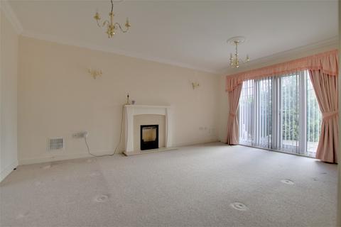 4 bedroom detached house to rent, Cathedral View, Manea