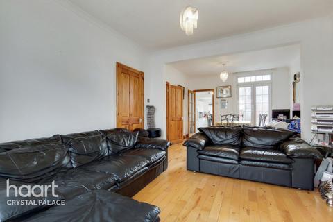 43 Malcolm Road, London, SE25 5HE