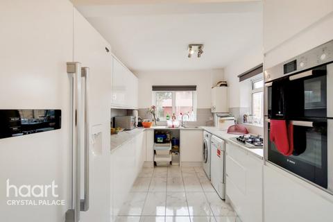 43 Malcolm Road, London, SE25 5HE