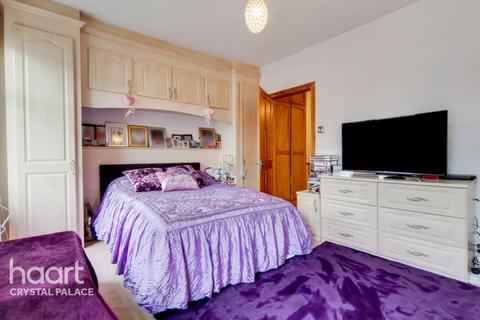43 Malcolm Road, London, SE25 5HE
