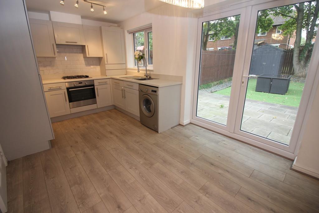 St Cuthberts Close 3 bed semidetached house £160,000