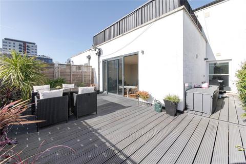 2 bedroom flat to rent, Southgate Road, London, N1