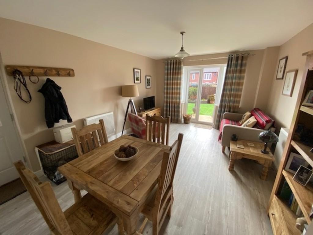 Hermitage Close, Ashbourne 4 bed detached house £350,000